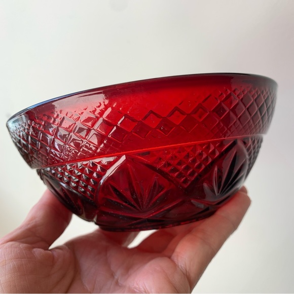 Ruby Red Bowls ♥️ - Picture 4 of 4